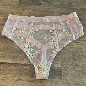 NWT very sexy high waisted Victoria’s Secret underwear